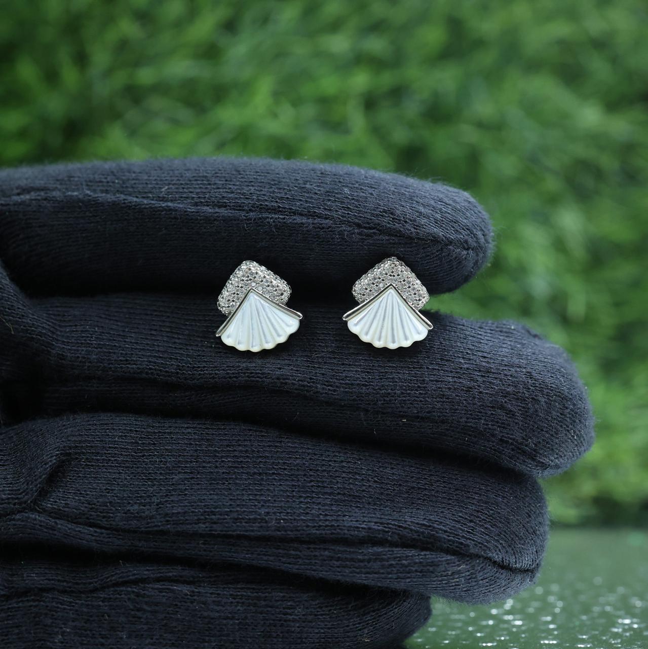 Evara’s Ocean Gleam Studs