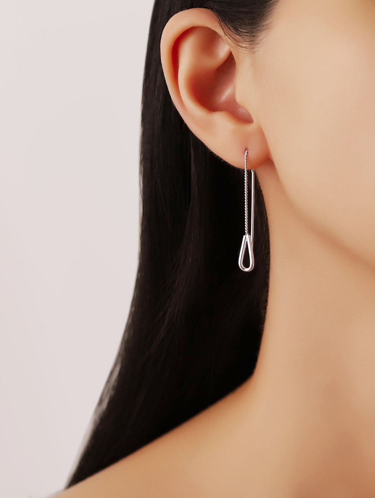 Evara’s Flow Threaders Earrings