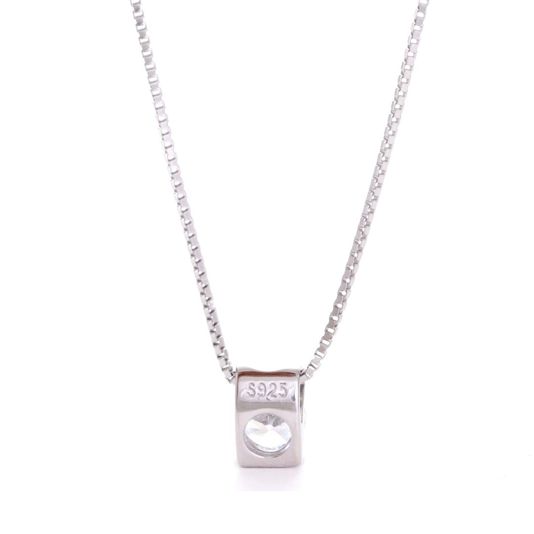 Solitaire Aura Pendant Chain