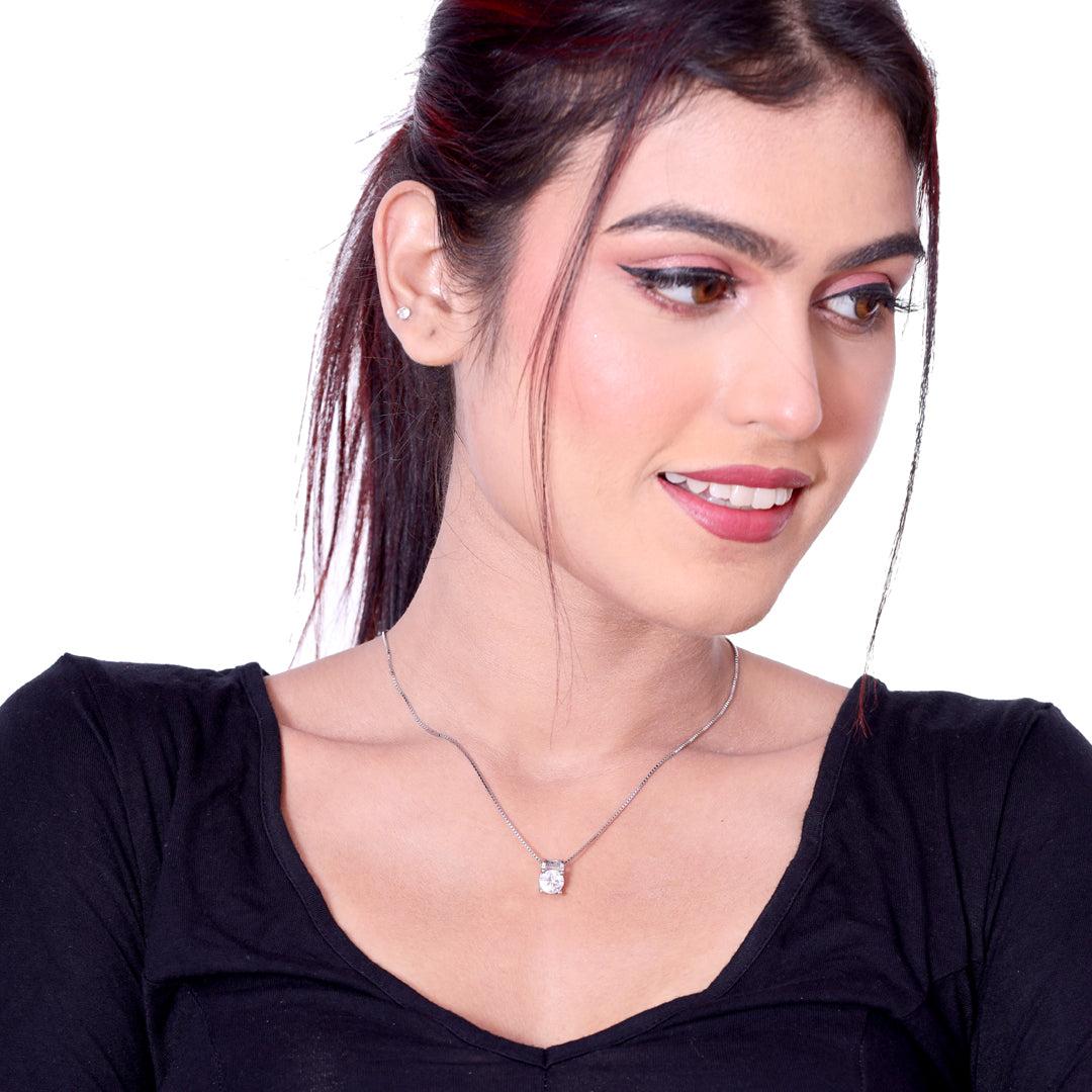 Solitaire Aura Pendant Chain