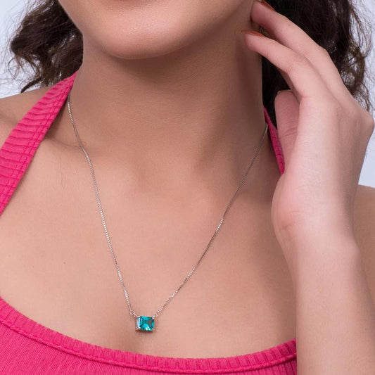 Emerald Spark Chain – Radiant Cut Edition