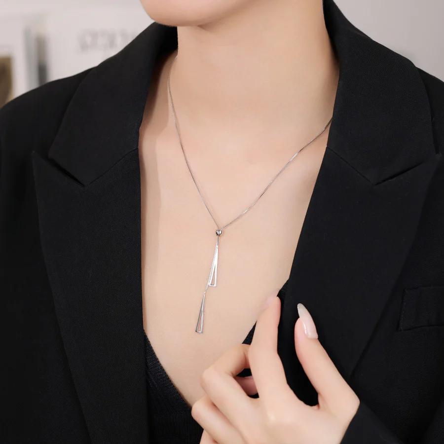 Symmetry Triad Pull Adjustable Necklace