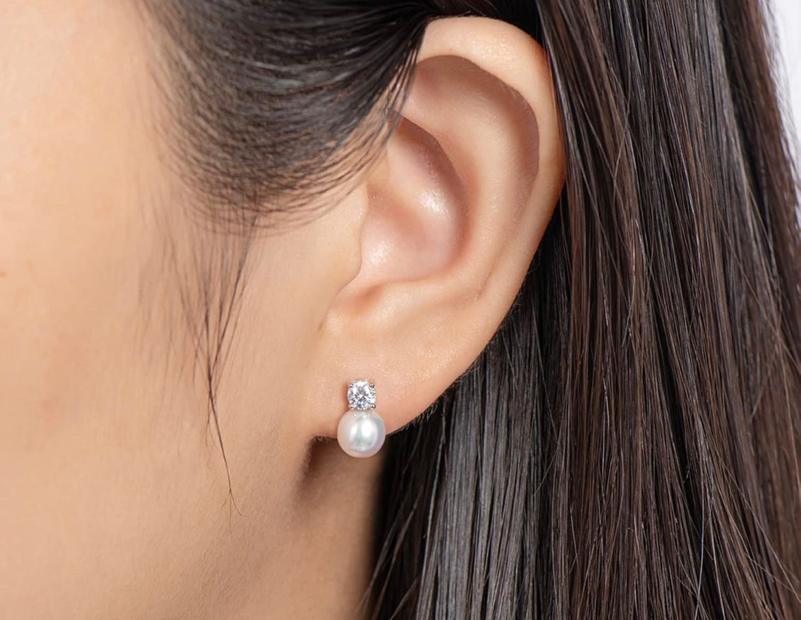 Timeless Pearl Drop Earrings