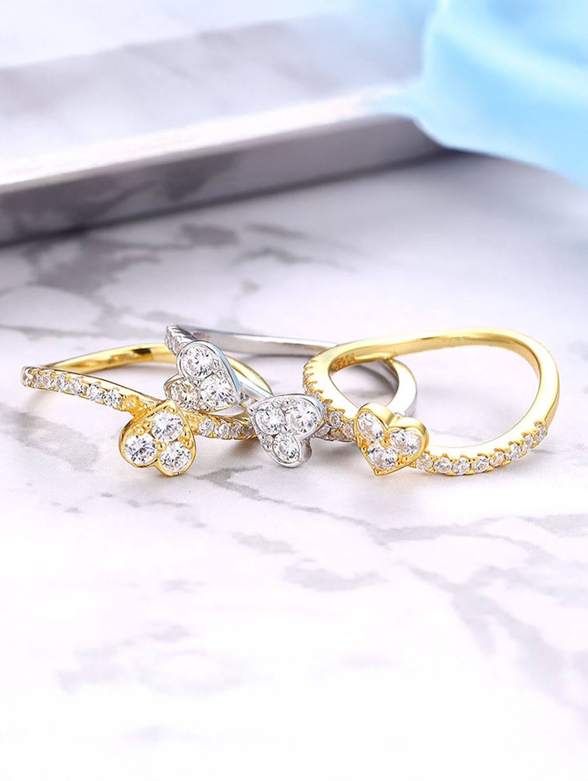 Evara’s Trio Heart Harmony Rings