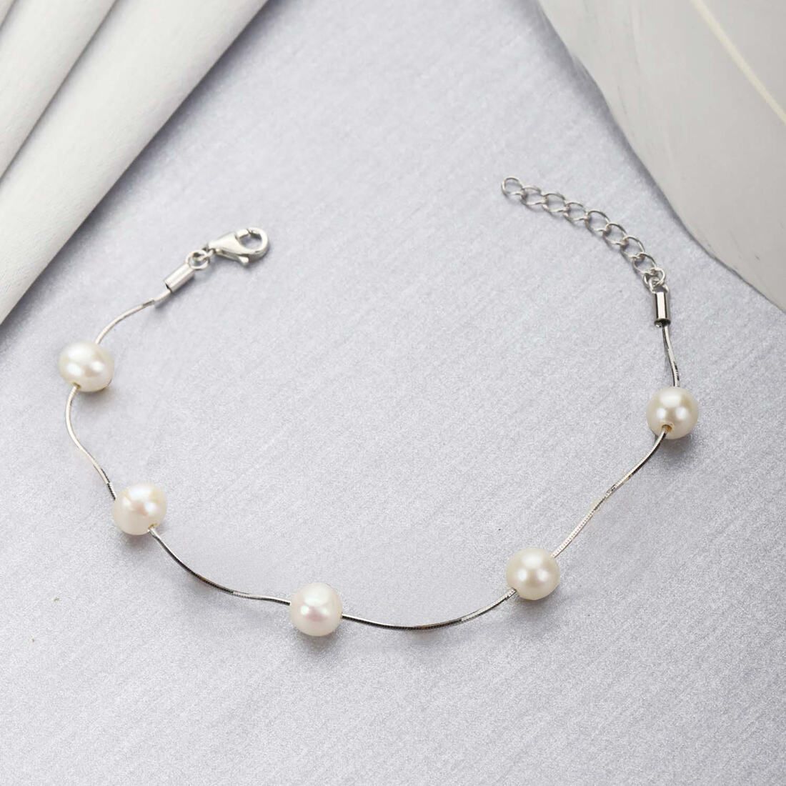 Pearl Orbit Bracelet Silver Version