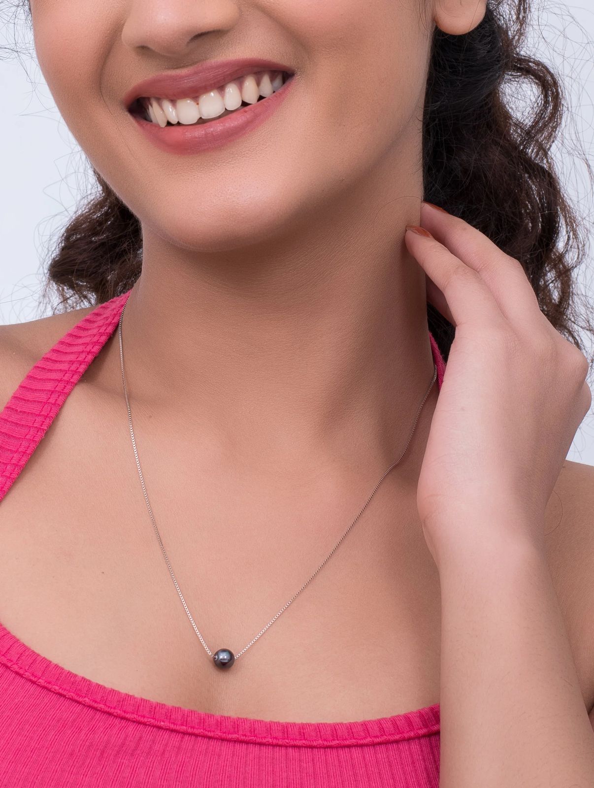 Midnight Pearl Necklace