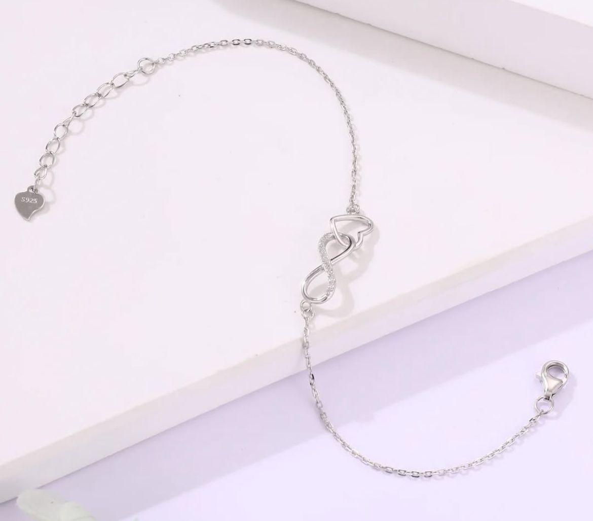 Infinity heart bracelet (silver)