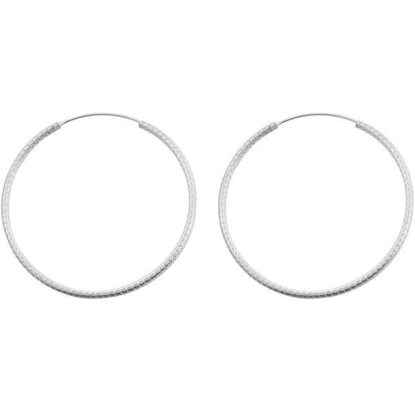 Evara’s Textured Hoop Earrings