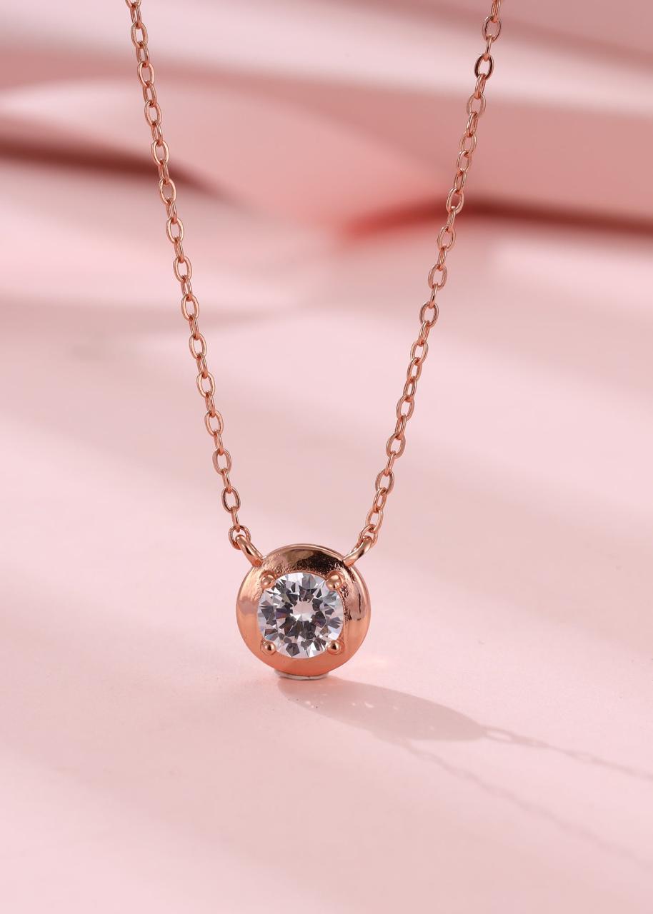 Solitaire Gleam Pendant