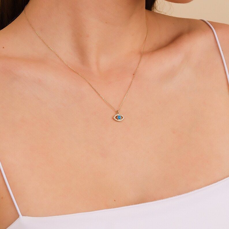 Evara’s Aura Protector Pendant